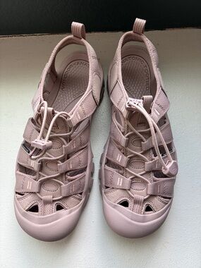 Keen Newport H2 Monochrome/Fawn Closed-Toe Sport Sandal